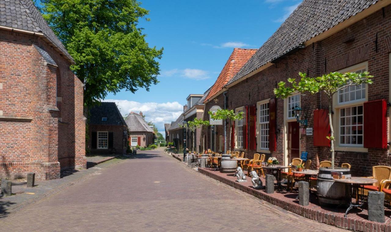 Herberg De Gouden Leeuw Bronkhorst Exterior foto